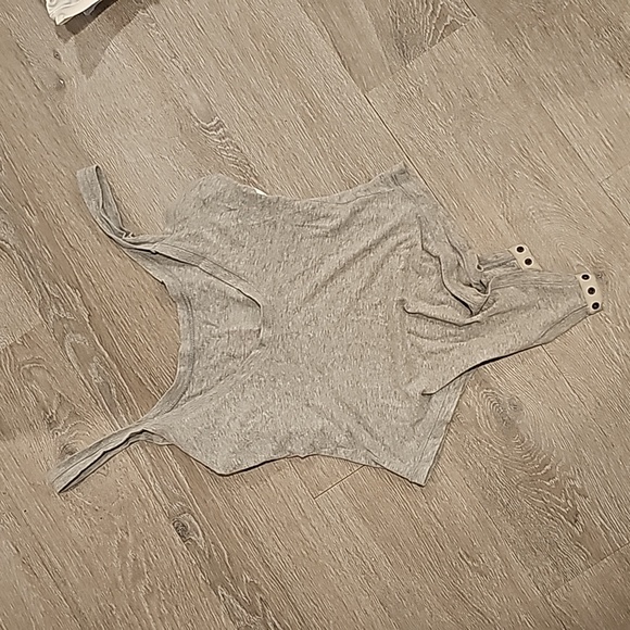 Tommy one piece - Picture 6 of 6